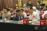 鄞州區副區長張燁文（左）、我要印總經理王圭平（中）、寧波市貿易局副局長繆永法（右